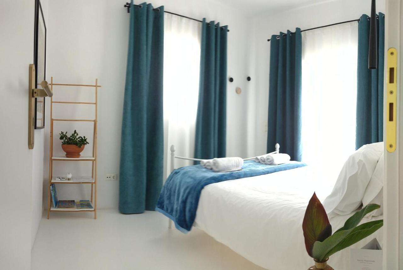 Вілла Zen Minimal Luxury Housing Tyros Екстер'єр фото